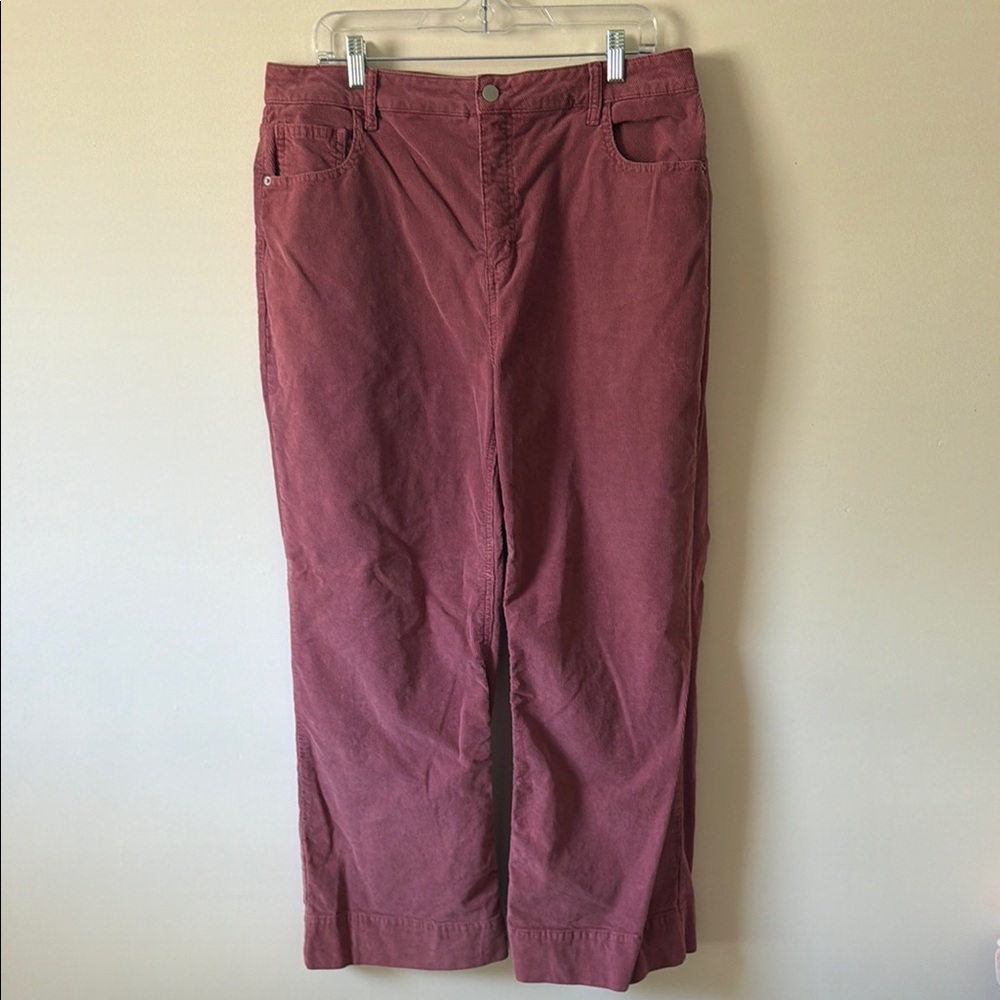 Corduroy Straight-Leg Pants in Dusty Rose